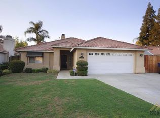 10508 Sunset Canyon Dr, Bakersfield, CA