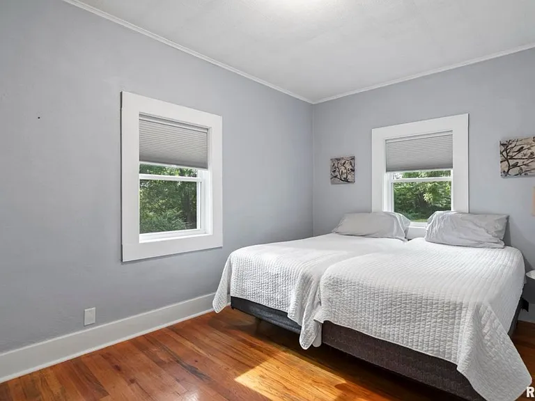 7096 Bahr Rd — Photo 10