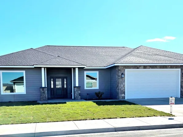 4606 W Larch Avenue, Yakima, WA 98903