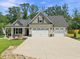 16 Marion Meadow Ln, Travelers Rest, SC 29690
