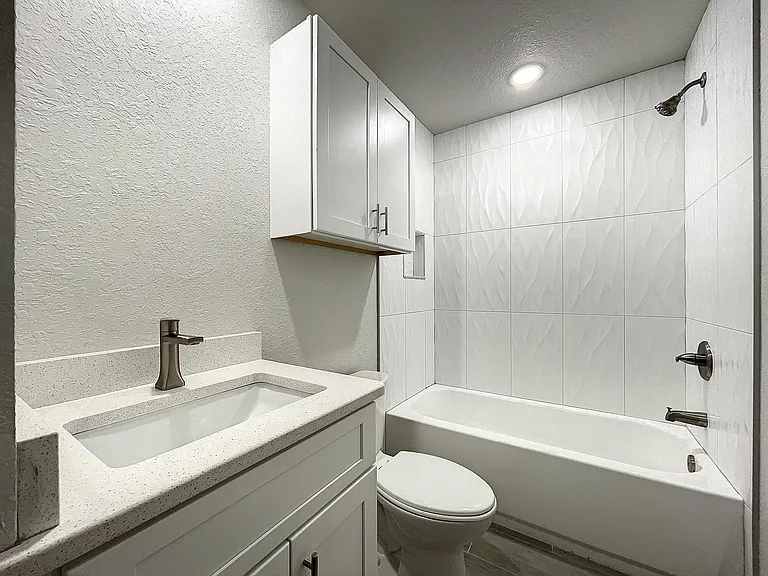 427 Petteway Dr — Photo 11