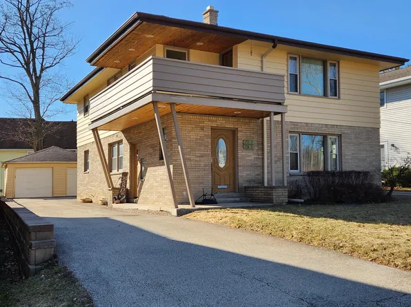 7313 Harwood AVENUE #7315, Wauwatosa, WI 53213
