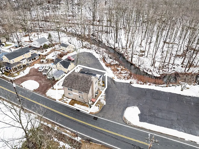 328 Green Pond Rd — Photo 27