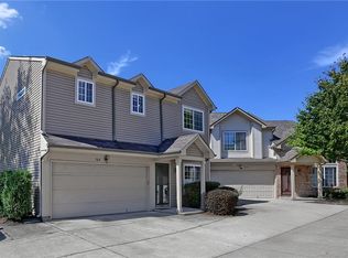 708 Cembra Dr, Greenwood, IN 46143