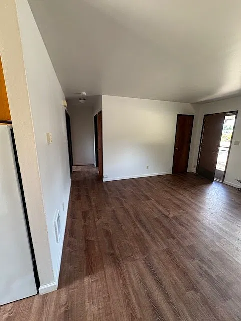 2 bed, $1,800 — Photo 3