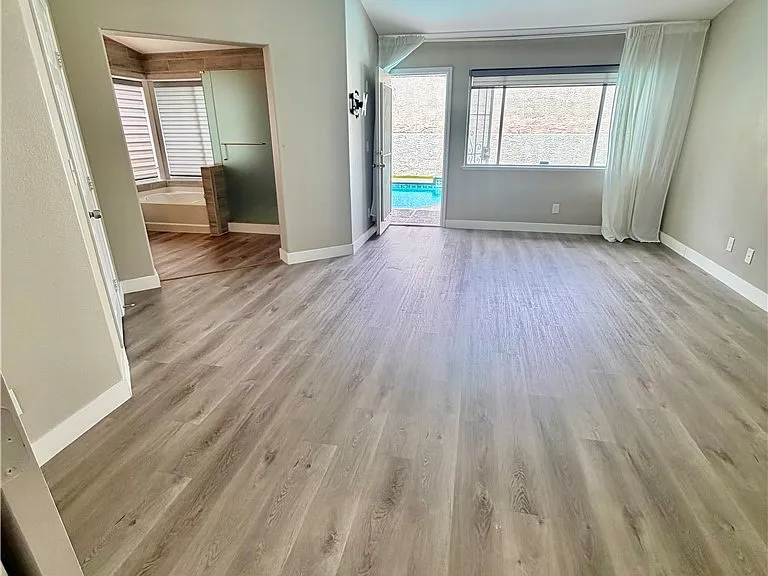 3121 Siena Cir — Photo 23
