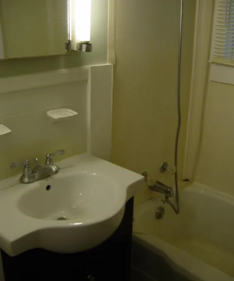 575 N May St #2 — Photo 7