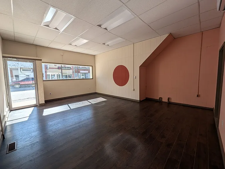 123 W Moniteau St — Photo 12