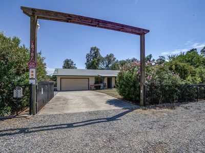 18581 Tolen Dr, Redding, CA, 96003