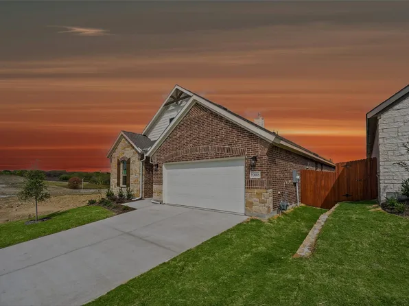10008 Birchpoint Dr, Fort Worth, TX 76108