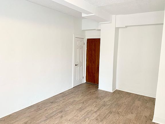 5th image of 111 Cadillac Sq APT 4E
