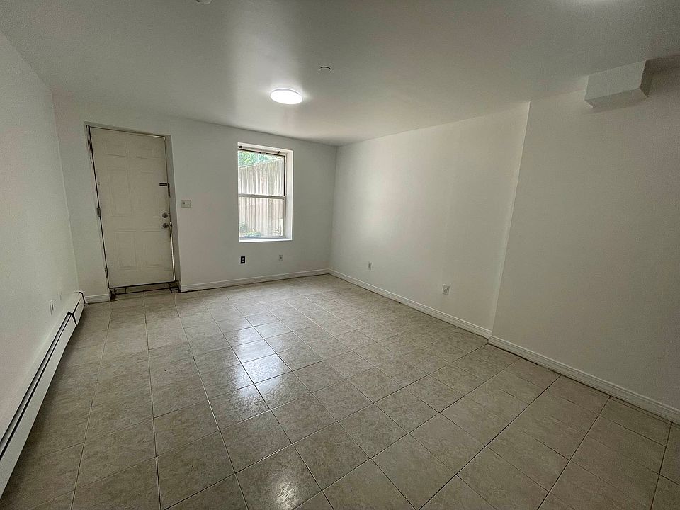 2nd image of 25-31 35th St Unit 1