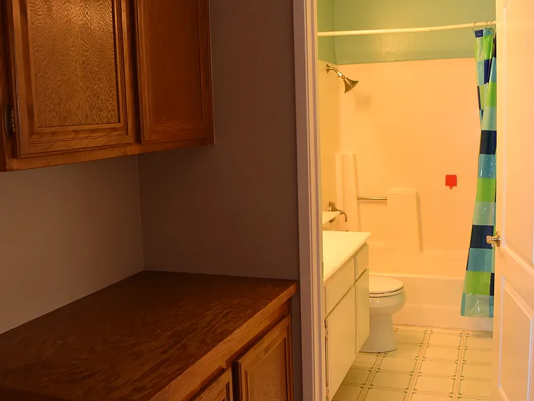 4450 Cedarglen Ct — Photo 21