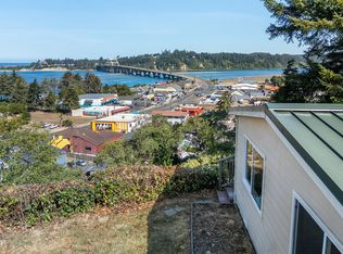 320 SW Pacific View St, Waldport, OR 97394