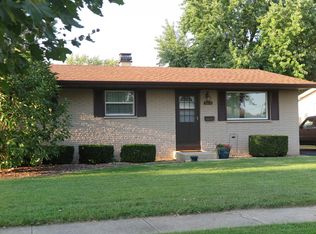 2013 Dartmoor Dr, Joliet, IL 60435