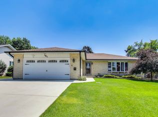361 Everett Ave, Crystal Lake, IL 60014