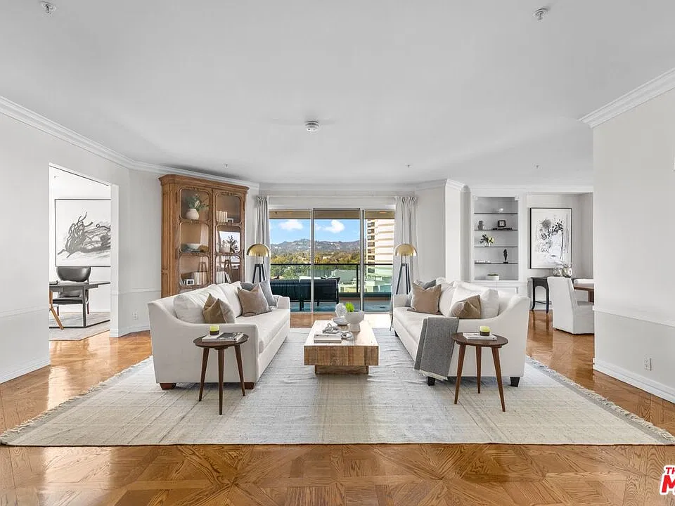 10490 Wilshire Blvd #906
