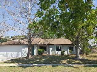 2330 Raintree Lake Cir, Merritt Island, FL 32953