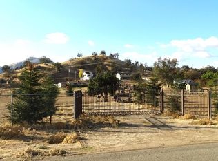 1 Lupine Dr, Sanger, CA 93657