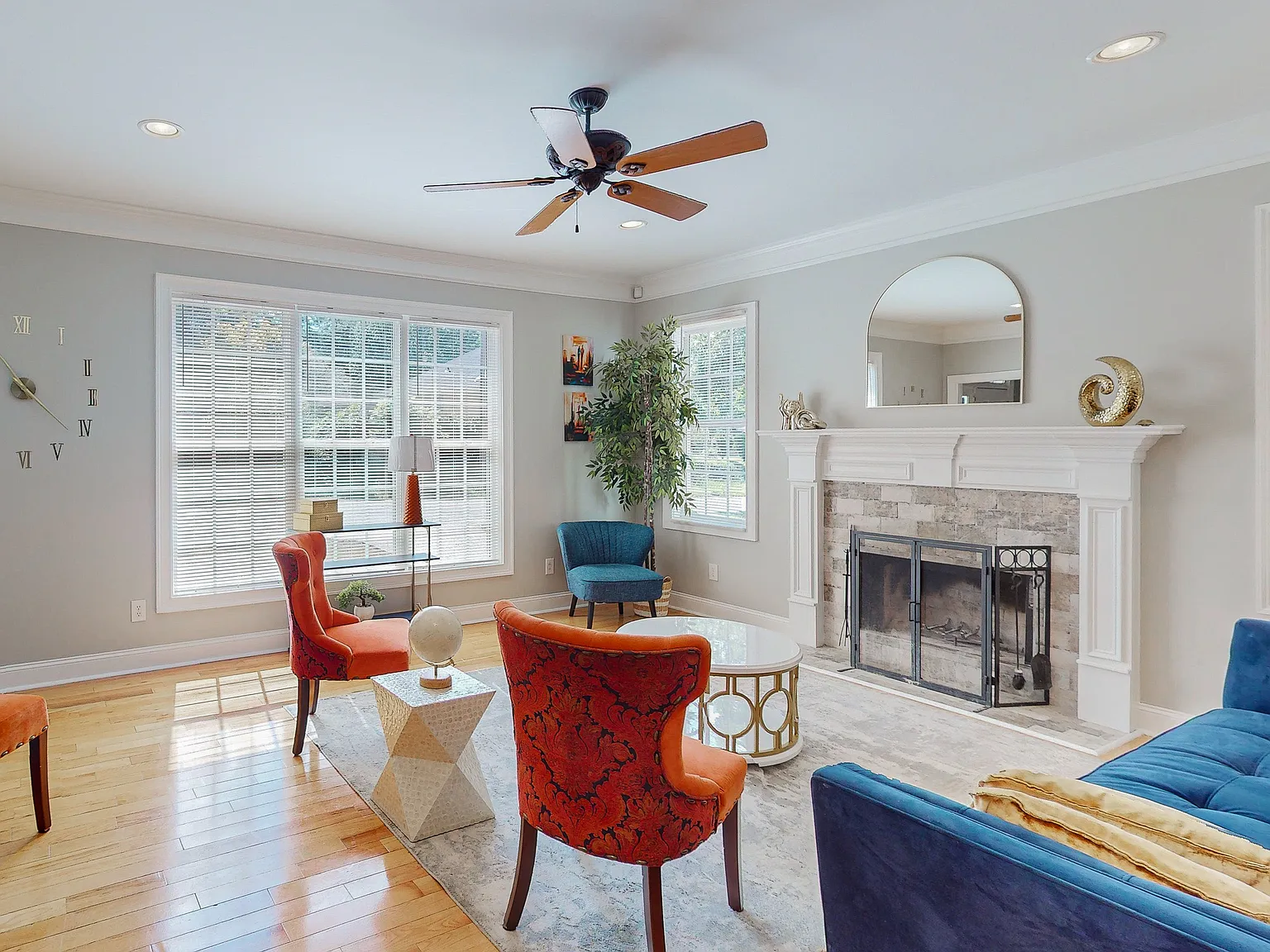 4 bed, 2007 sqft, $3,300 — Photo 3