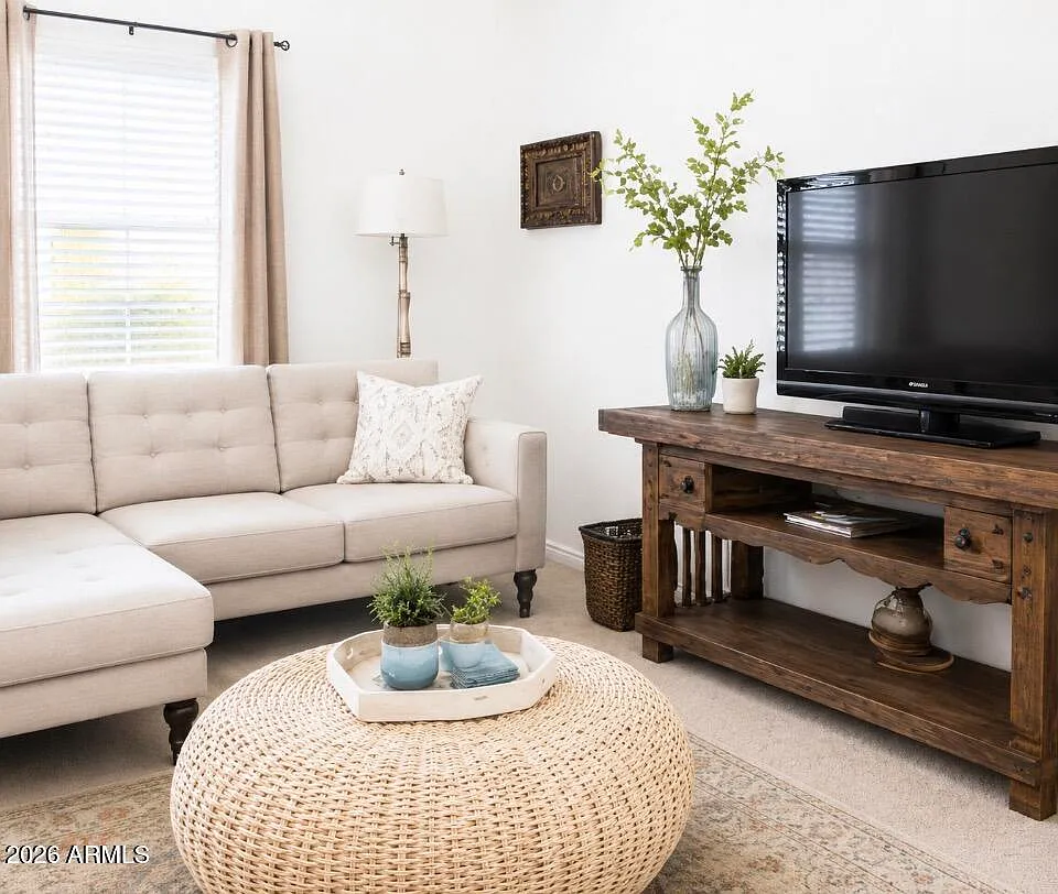 3 bed, 2.5 bath, 1353 sqft, $2,800 — Photo 2