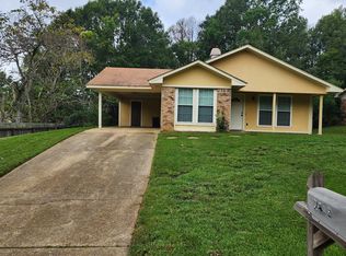 2493 Oak Grove Ln, Jackson, MS 39212