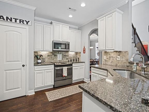 2nd image of 1527 Tibbitts Rd
