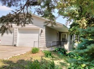 1786 Pleasant St, Lauderdale, MN 55113