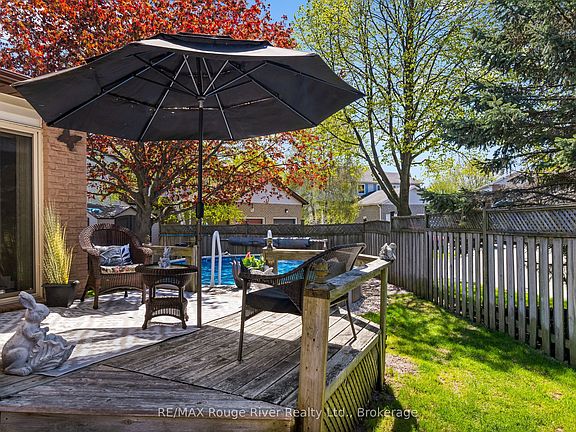 5th image of 1003 Renaissance Dr