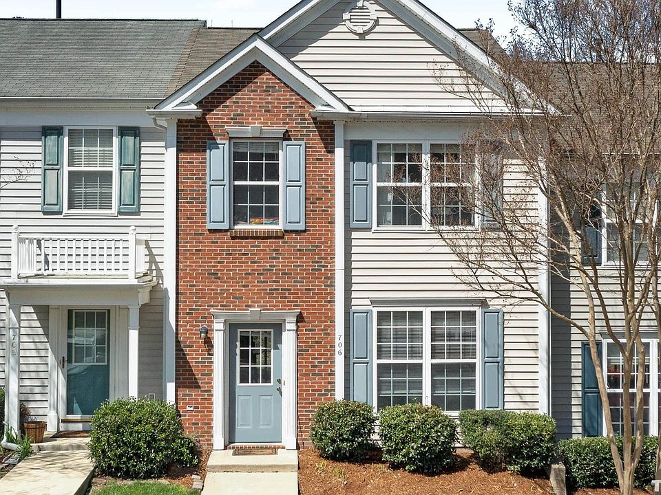 1st image of 706 Canyon Lake Cir