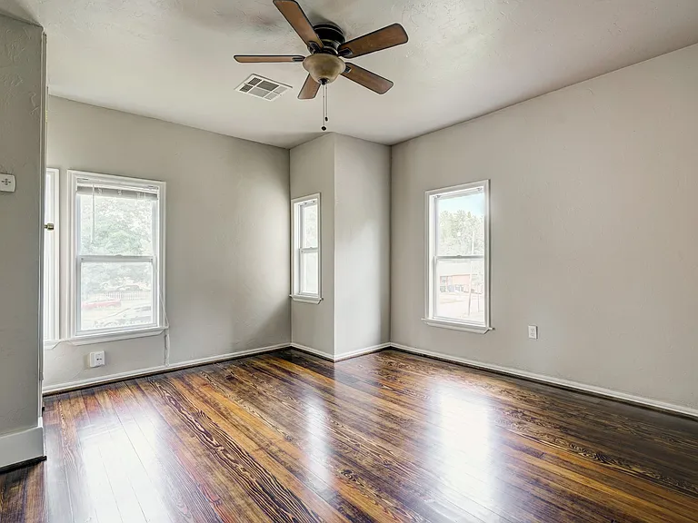 440 Elm Ave #2 — Photo 22