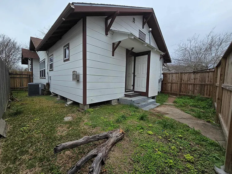 3125 Illinois St — Photo 21