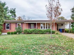 9408 Grandview Dr, Saint Louis, MO 63132