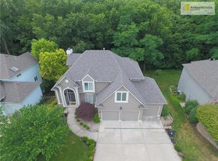 900 Scott Dr, Liberty, MO 64068