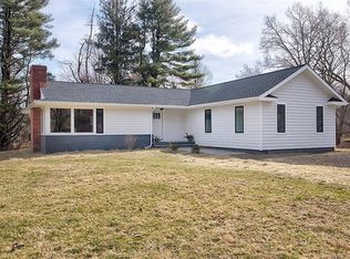 4 Deer Run Rd, Woodbridge, CT 06525