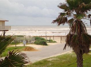 4221 Pirates Dr, Galveston, TX 77554