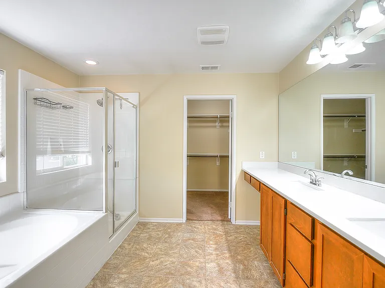 34212 Woodmont #1 — Photo 46