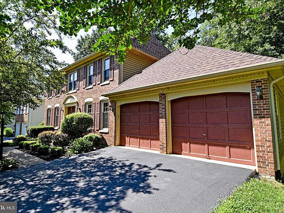 2nd image of 12859 Valleywood Dr