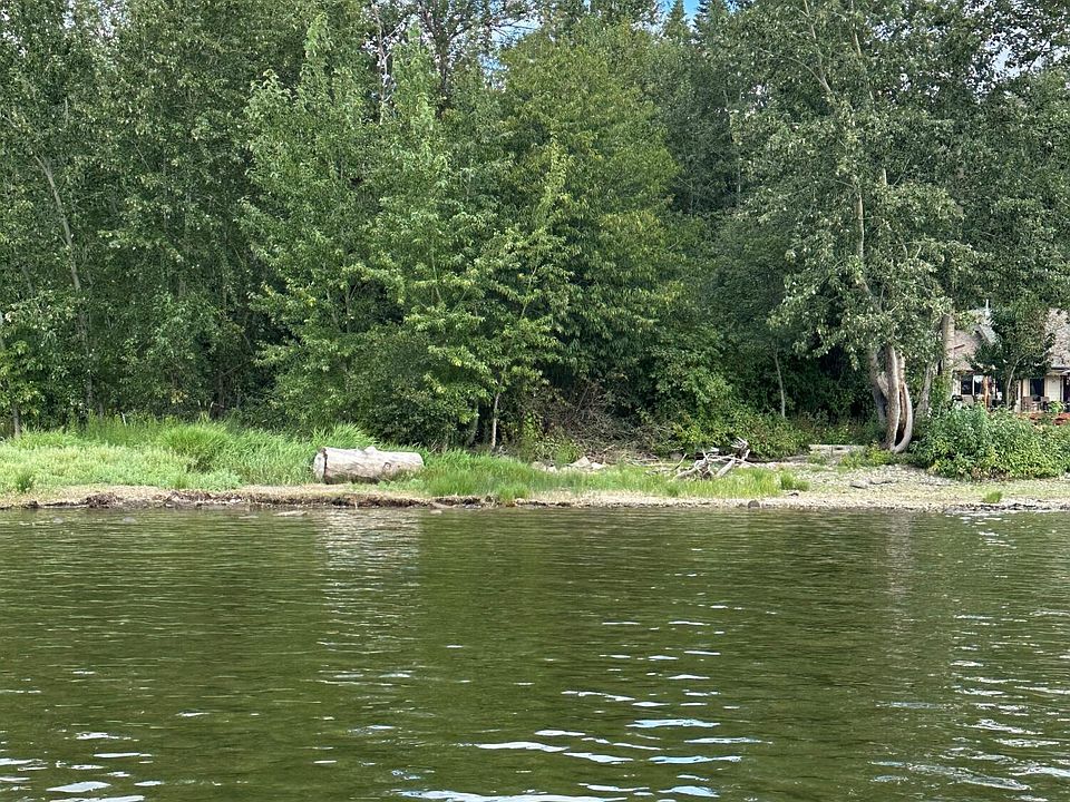1st image of W Lake Dr