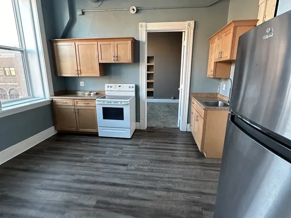 112 S Mill St #2, Fergus Falls, MN 56537