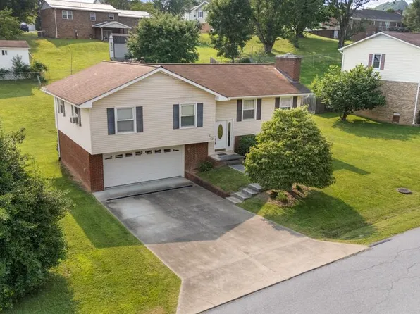 352 Partridge Dr, Princeton, WV 24740