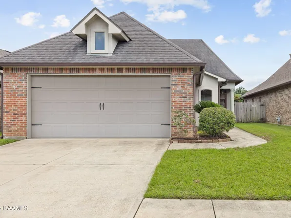 109 Barataria Bay Point, Lafayette, LA 70508