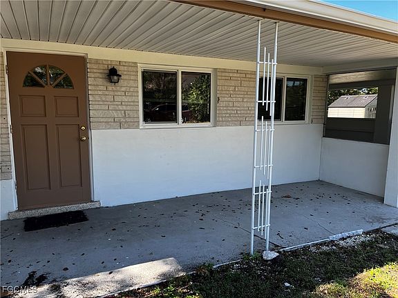 4th image of 1685 Daniels Dr