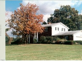 9660 Ravenna Ave NE, Louisville, OH 44641