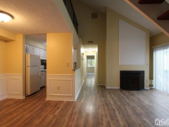 2nd image of 1618 Aspen Dr