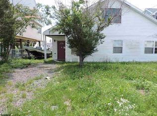 113 Playhouse Rd, Tuckerton, NJ 08087