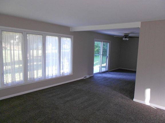 2nd image of 16400 Patricia Ave