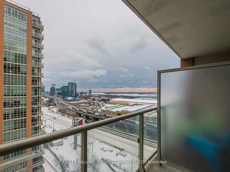 85 E Liberty St #1707 — Photo 35
