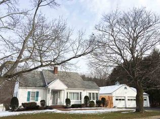 132 1/2 Court St, Dover, NH 03820