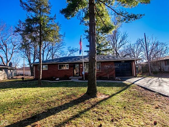 2nd image of 1119 E Cragmont Dr